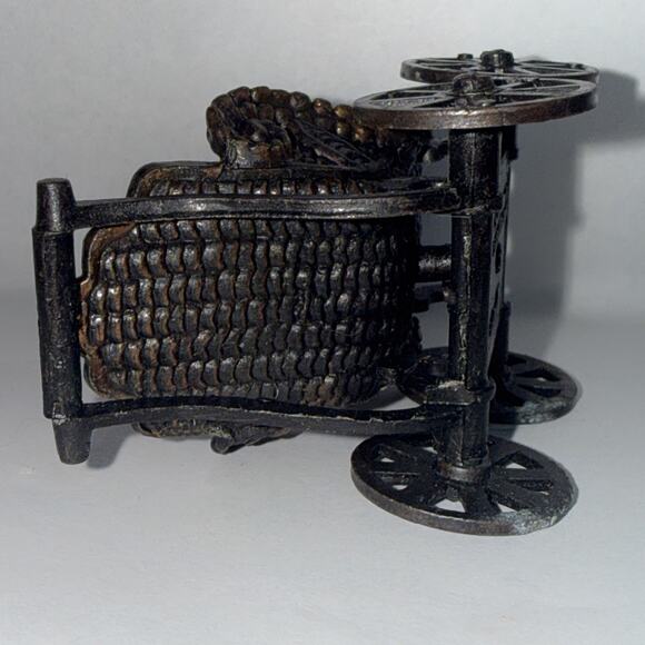 Miniature 1976 Durham Industries Metal 2" Baby Stroller Carriage Dollhouse - Picture 7 of 8